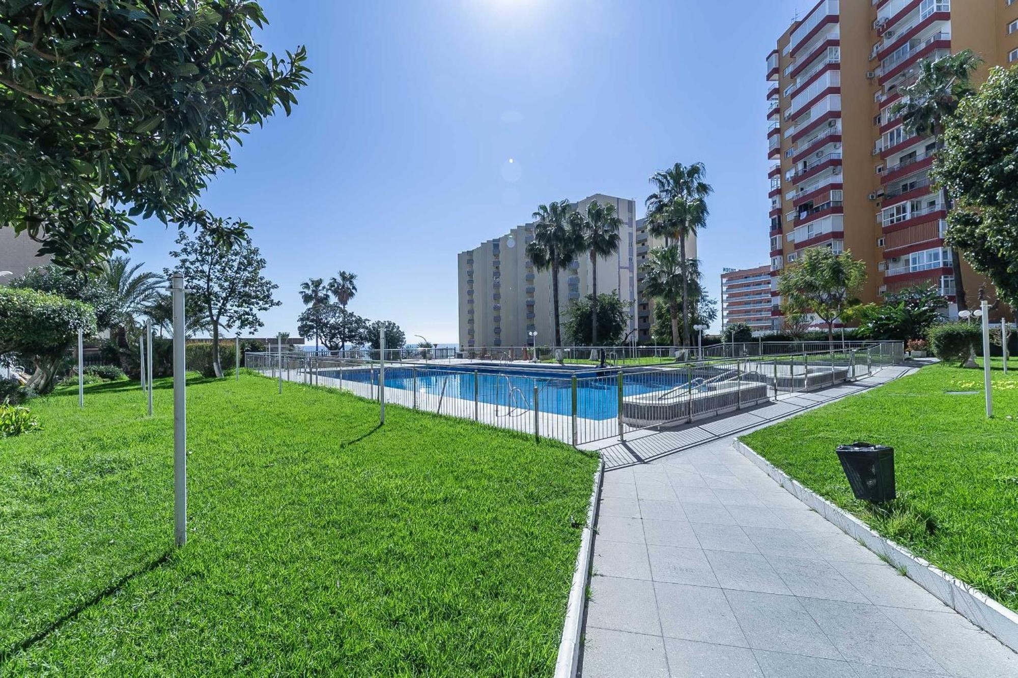 Puerto Marina, Apartamento Frente Al Mar Benalmadena Exterior photo